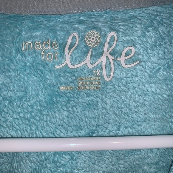 jacket - Picture 2 of 2